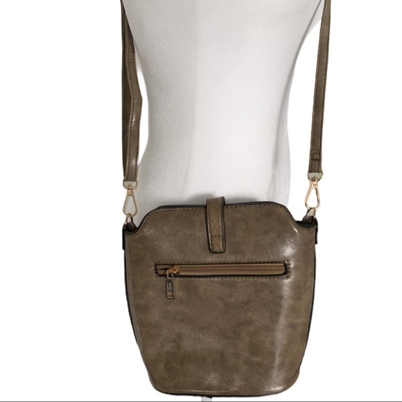 London Fashion Crossbody Bag - Picture 6 of 6